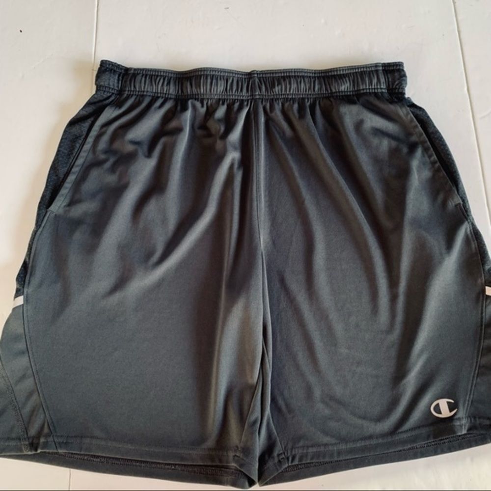 Champion Gray Athletic Shorts XXL‎